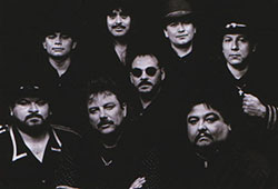 Jimmy Gonzalez y Mazz