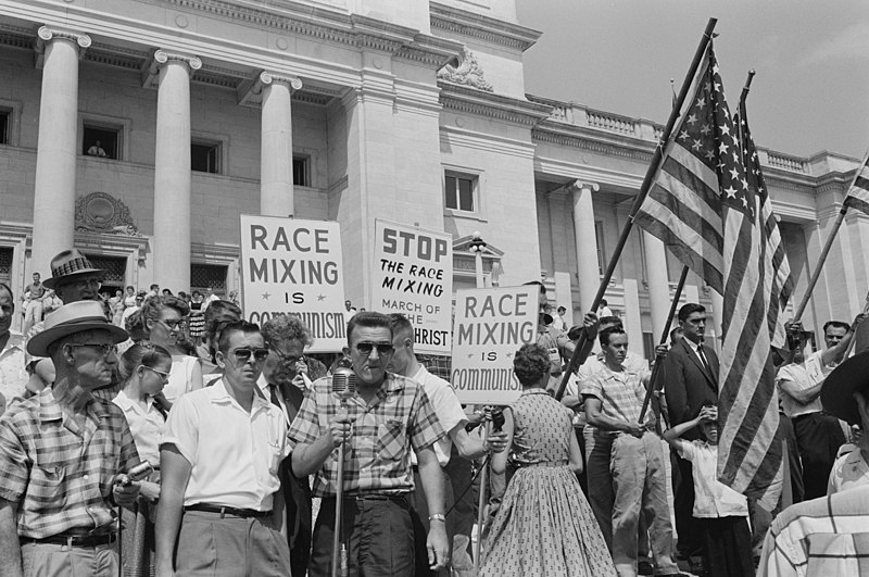 Rally at the state capital in Little Rock to protest the integration of Central High School (1959)